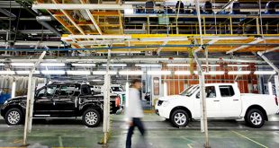 La fábrica de Barcelona de Nissan producirá una pick-up de Mercedes