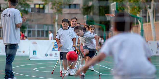 FCA acerca el deporte adaptado y la movilidad a los colegios con Autonomy