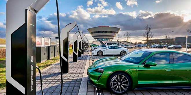 Porsche crea el punto de carga más potente de Europa